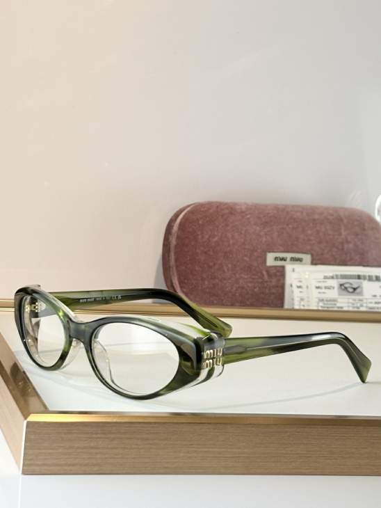 Picture of Miu Miu Sunglasses _SKUfw77894005fw